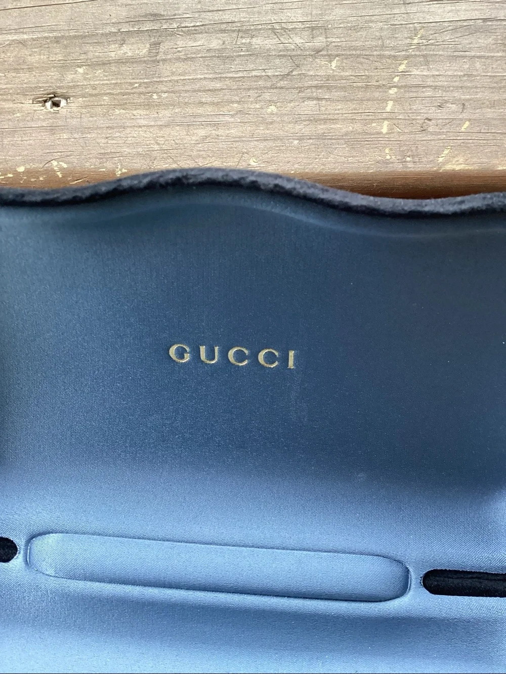 Gucci Large Black Velvet Clam Shell Clam Sunglasses Frame Case